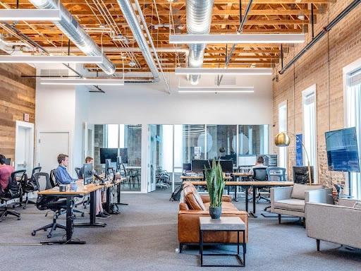 accelerator or incubator? key differences
