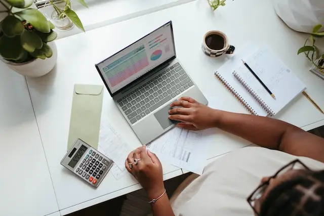 What is a business broker and can they help you find and buy the perfect business